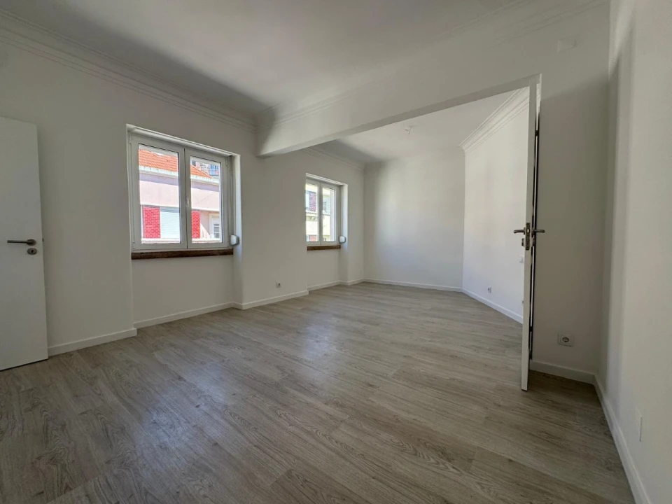 Apartamento T1 para Venda em São Vicente Foto 5