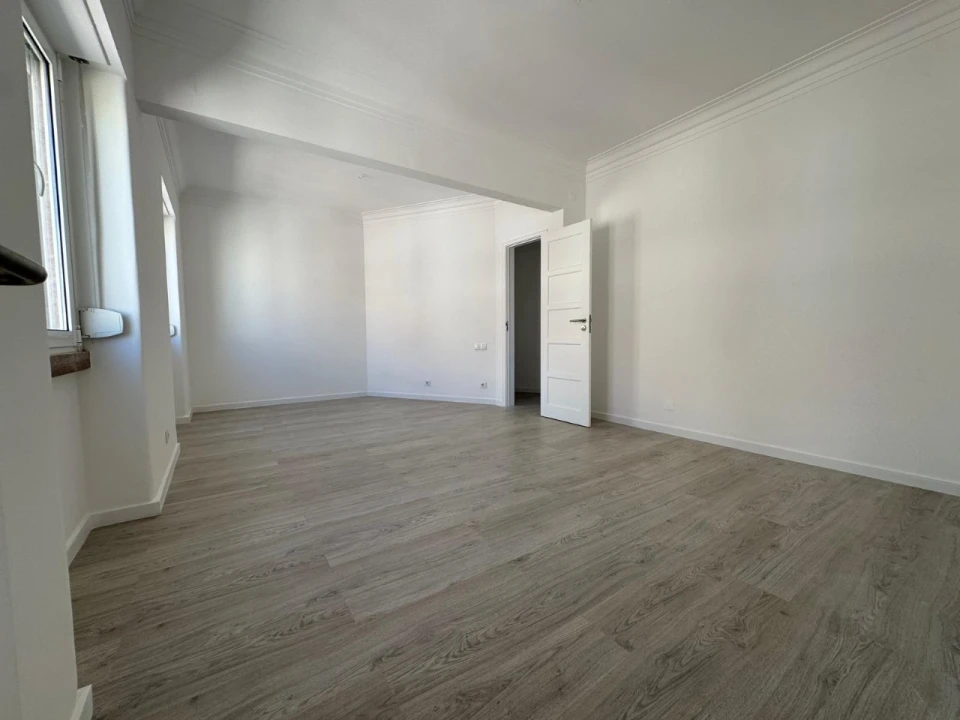 Apartamento T1 para Venda em São Vicente Foto 4