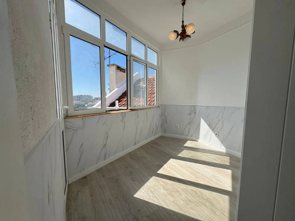 Apartamento T1 para Venda em São Vicente Foto 11