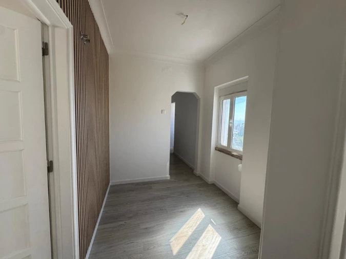 Apartamento T1 para Venda em São Vicente Foto 14