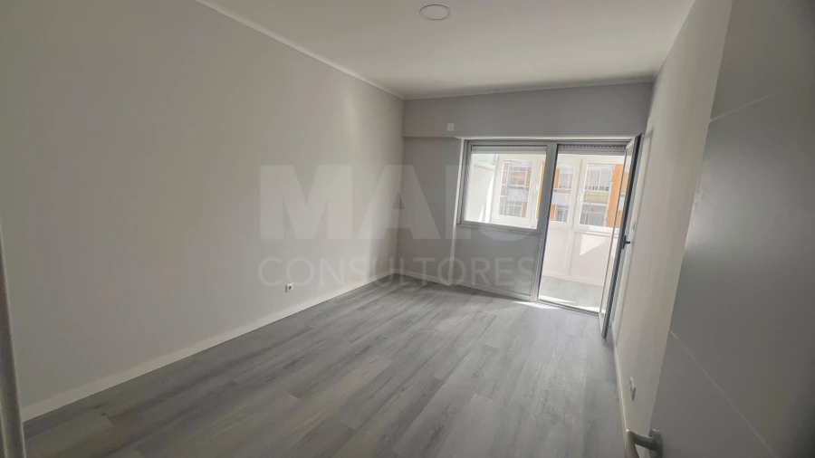 Apartamento T2 para Venda em Oeiras e São Julião da Barra, Paço de Arcos e Caxias Foto 12