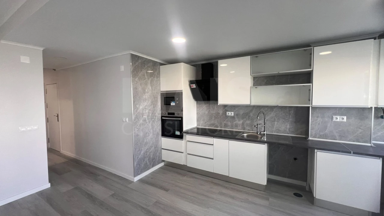 Apartamento T2 para Venda em Oeiras e São Julião da Barra, Paço de Arcos e Caxias Foto 1
