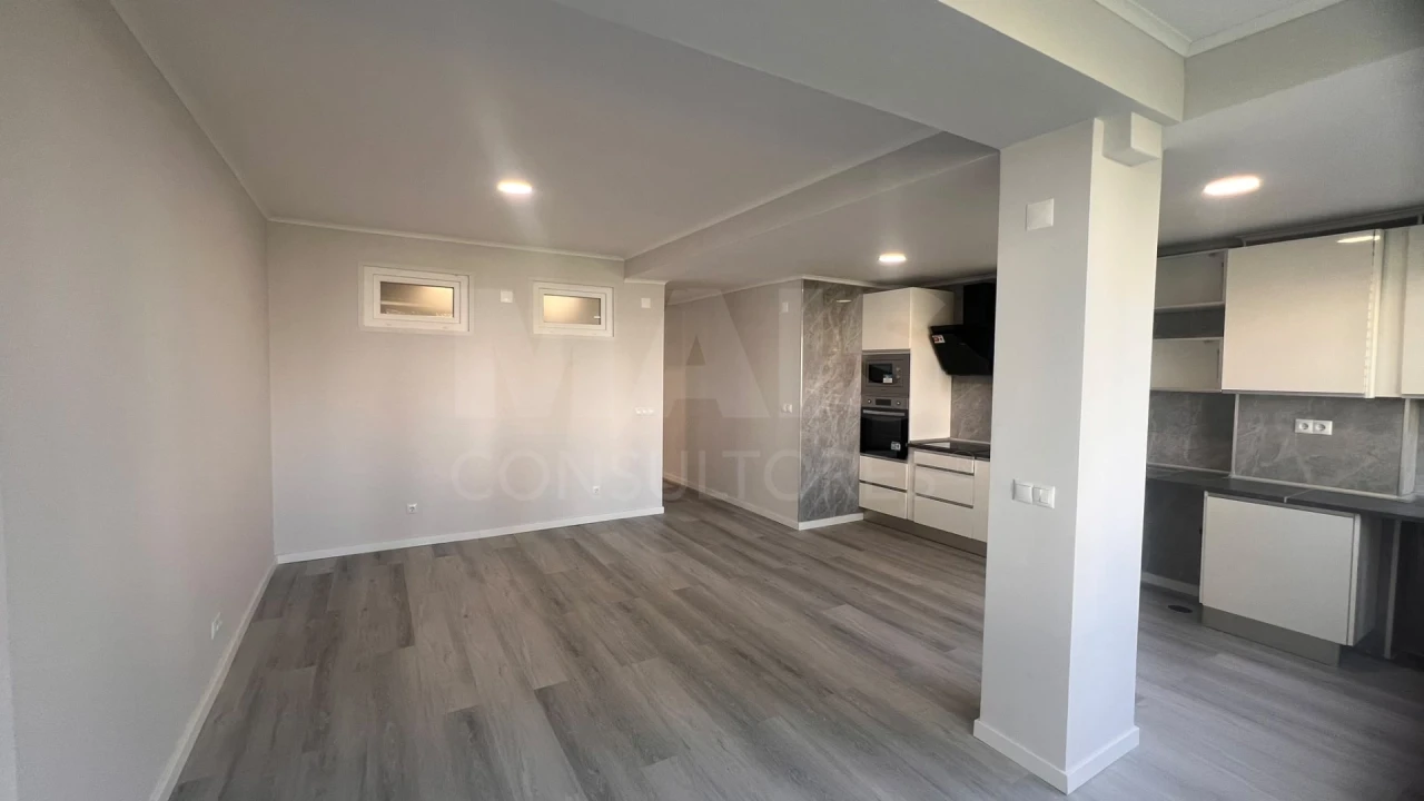 Apartamento T2 para Venda em Oeiras e São Julião da Barra, Paço de Arcos e Caxias Foto 5