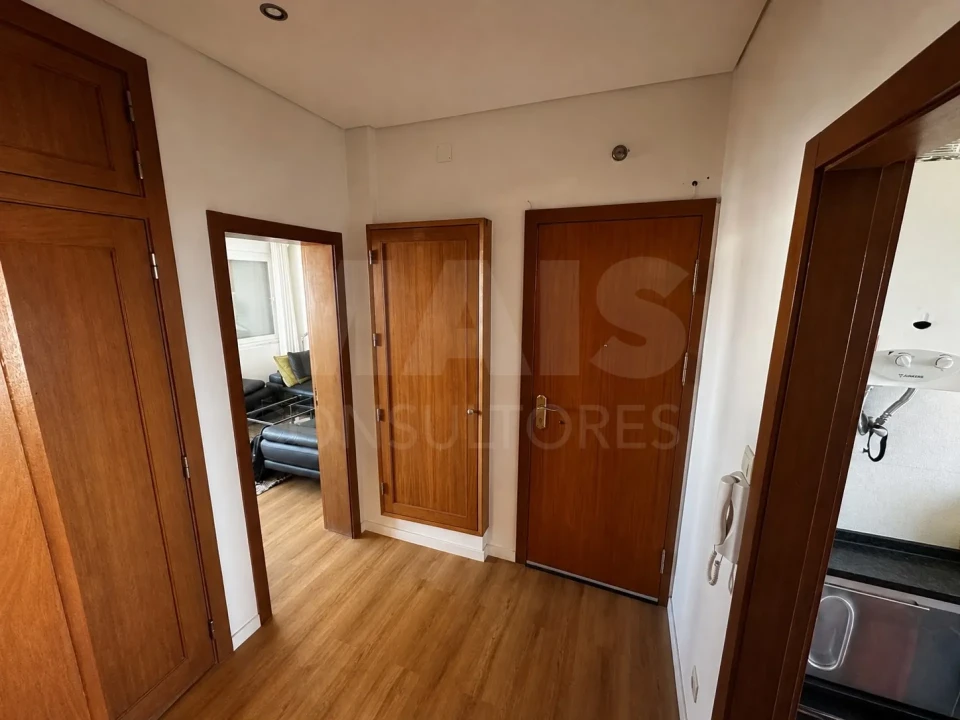 Apartamento T1 para Venda em Arroios Foto 3