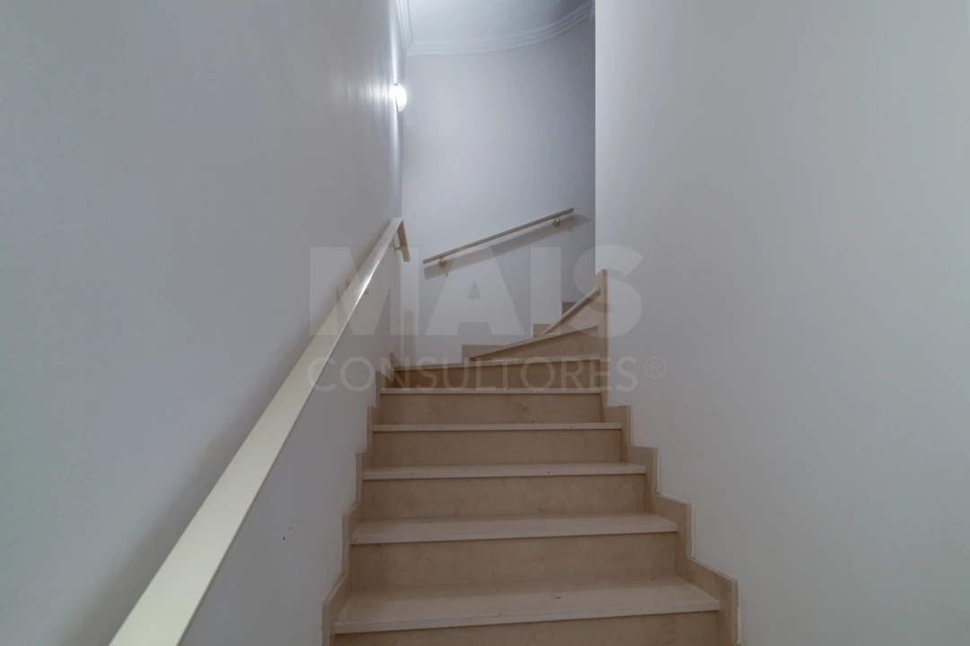 Moradia T3 para Venda em Cacém e São Marcos Foto 4