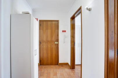 Apartamento T2 para Venda em Sesimbra (Santiago)