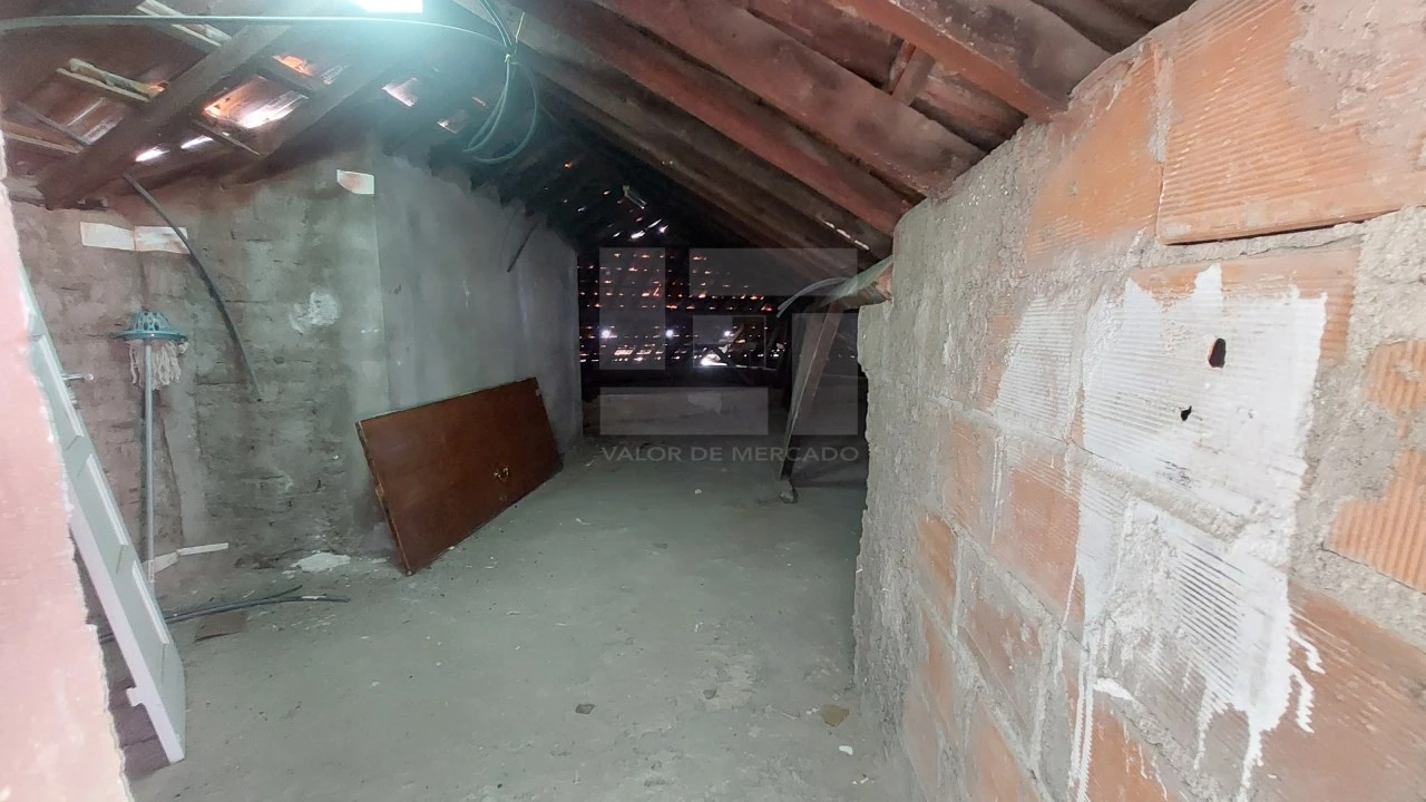 Apartamento T1 para Venda em São Vicente Foto 17
