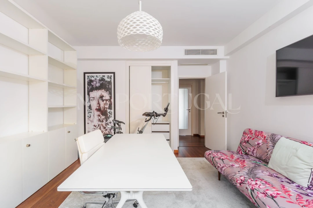 Apartamento T4 para Venda em Oeiras e São Julião da Barra, Paço de Arcos e Caxias Foto 14