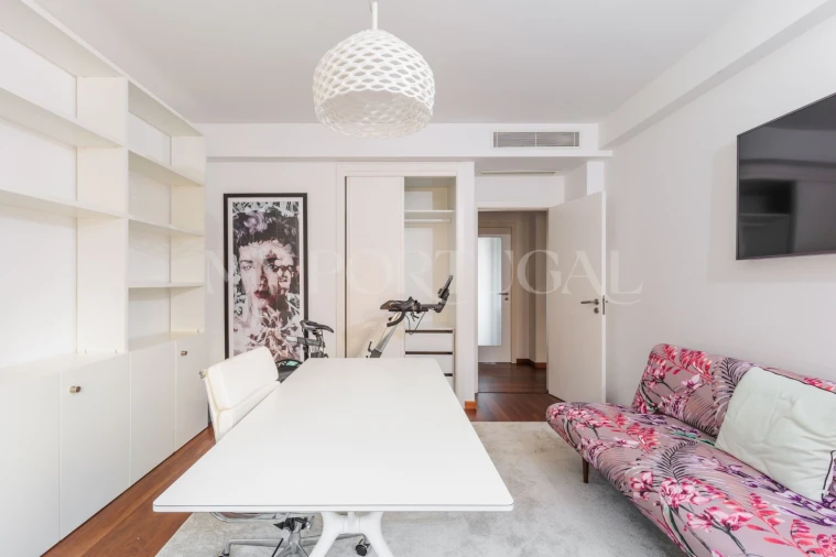 Apartamento T4 para Venda em Oeiras e São Julião da Barra, Paço de Arcos e Caxias Foto 14