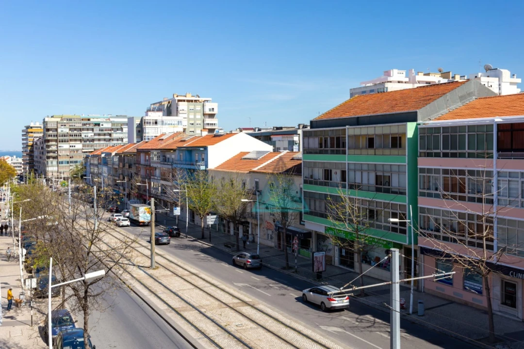 Apartamento T2 para Venda em Almada, Cova da Piedade, Pragal e Cacilhas Foto 15
