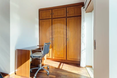 Apartamento T3 para Arrendamento em Marvila