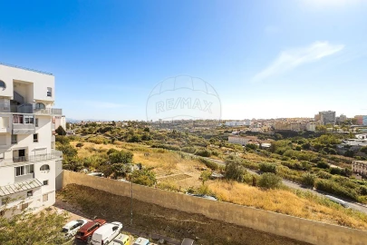 Apartamento T3 para Arrendamento em Marvila