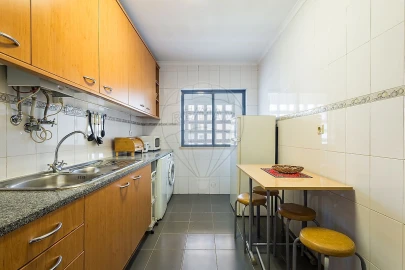 Apartamento T3 para Arrendamento em Marvila