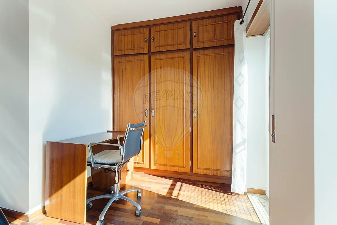 Apartamento T3 para Arrendamento em Marvila Foto 19