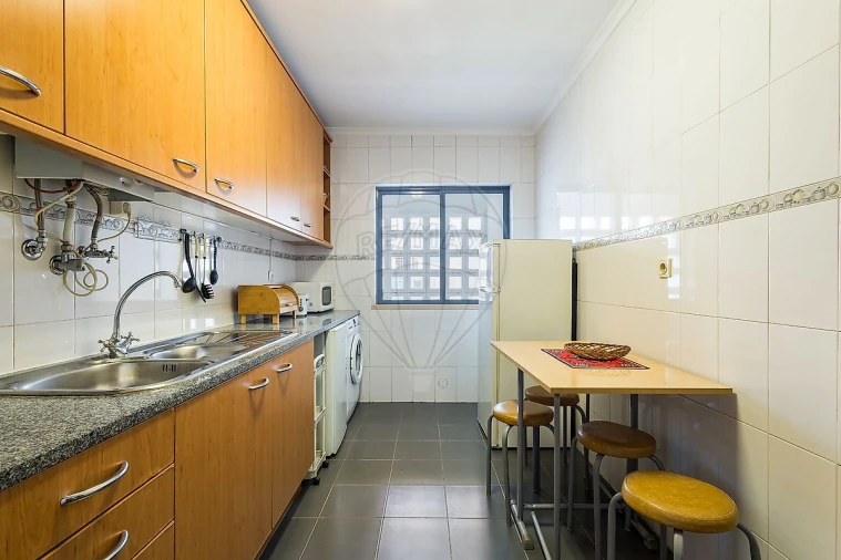 Apartamento T3 para Arrendamento em Marvila Foto 9