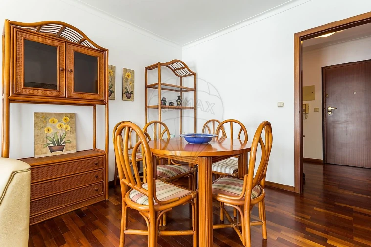 Apartamento T3 para Arrendamento em Marvila Foto 3