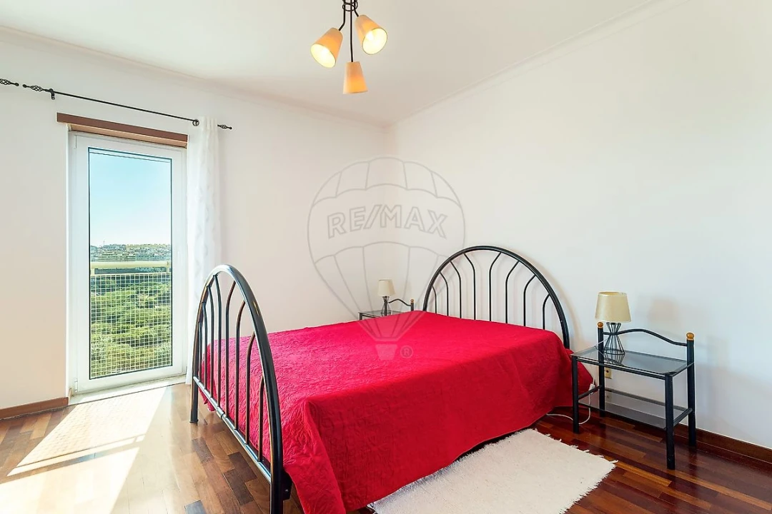 Apartamento T3 para Arrendamento em Marvila Foto 15
