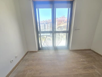 Apartamento T2 para Venda em Queluz e Belas
