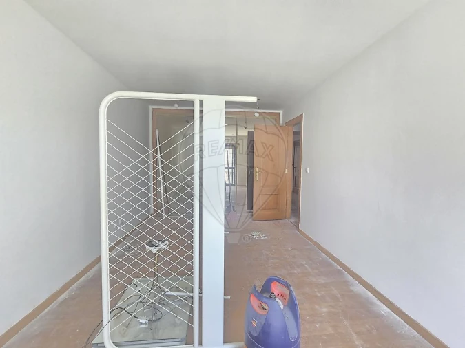 Apartamento T2 para Venda em Queluz e Belas Foto 7
