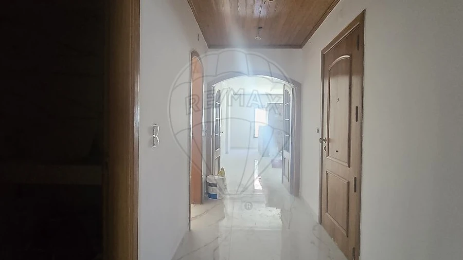Apartamento T2 para Venda em Queluz e Belas