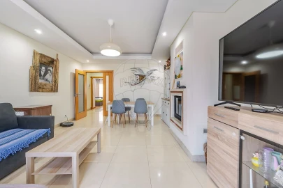 Apartamento T2 para Venda em Gambia-Pontes-Alto da Guerra