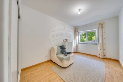 Apartamento T3 para Venda em Marvila, Ribeira Santarém, São Salvador, São Nicolau