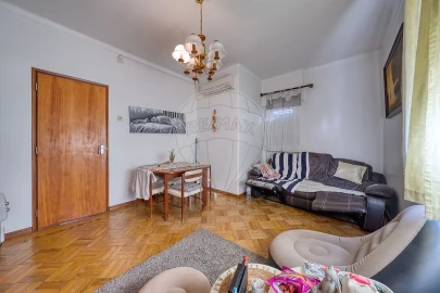 Apartamento T4 para Arrendamento em Pernes