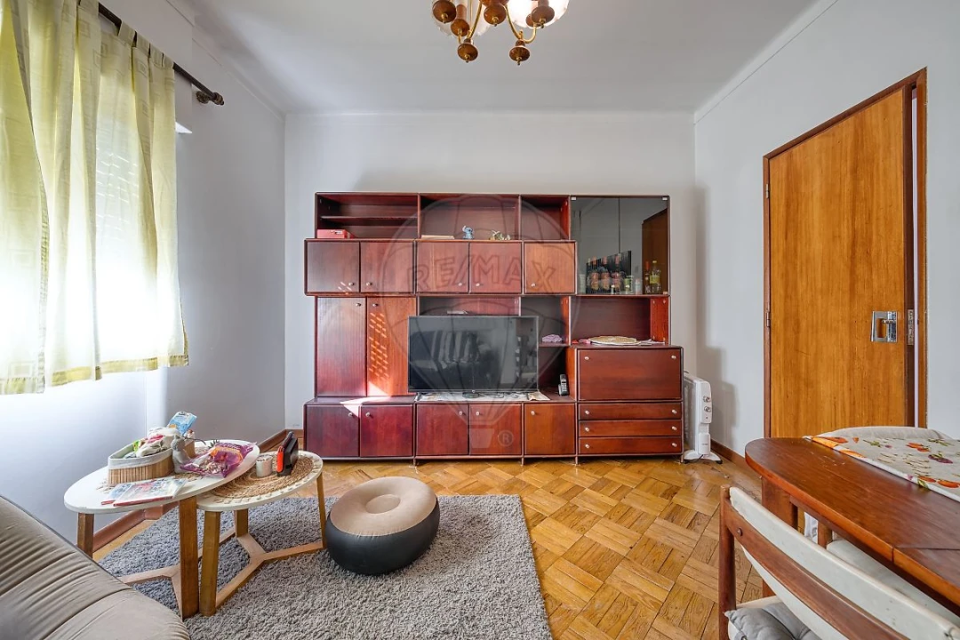 Apartamento T4 para Arrendamento em Pernes Foto 25