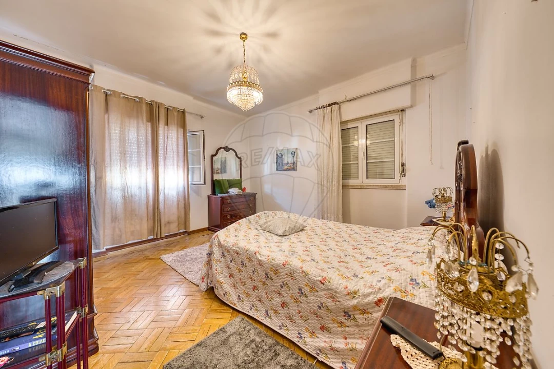 Apartamento T4 para Arrendamento em Pernes Foto 2