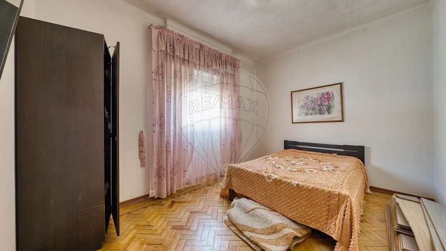 Apartamento T4 para Arrendamento em Pernes