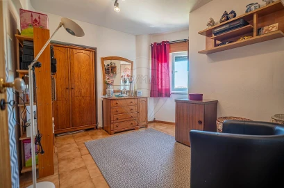 Apartamento T2 para Venda em Marvila