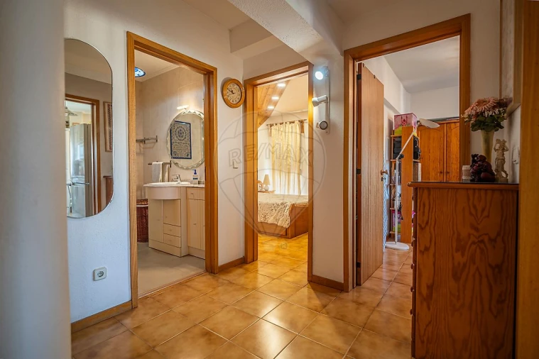 Apartamento T2 para Venda em Marvila Foto 3