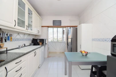Apartamento T2 para Venda em São Domingos de Rana