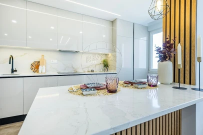 Apartamento T3 para Venda em Alfragide