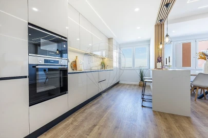 Apartamento T3 para Venda em Alfragide