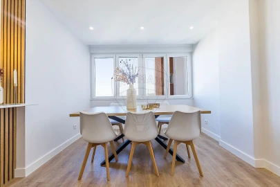 Apartamento T3 para Venda em Alfragide