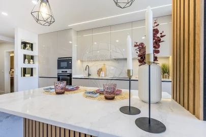 Apartamento T3 para Venda em Alfragide
