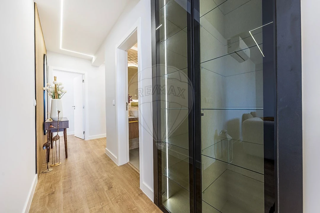 Apartamento T3 para Venda em Alfragide Foto 24