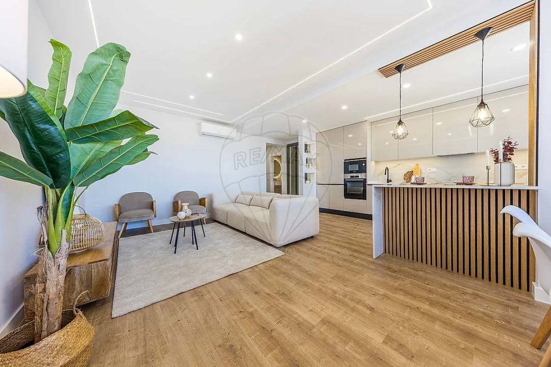 Apartamento T3 para Venda em Alfragide Foto 15