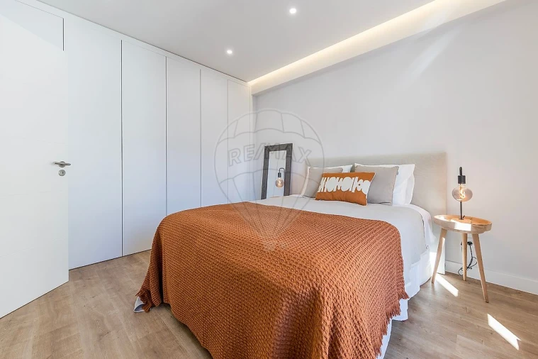 Apartamento T3 para Venda em Alfragide Foto 34