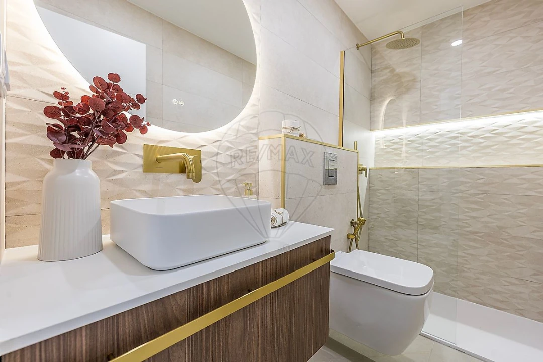 Apartamento T3 para Venda em Alfragide Foto 25