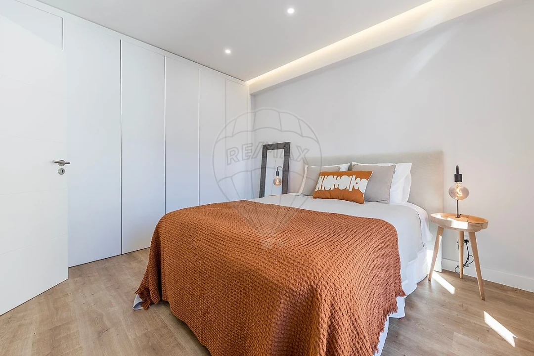 Apartamento T3 para Venda em Alfragide Foto 34