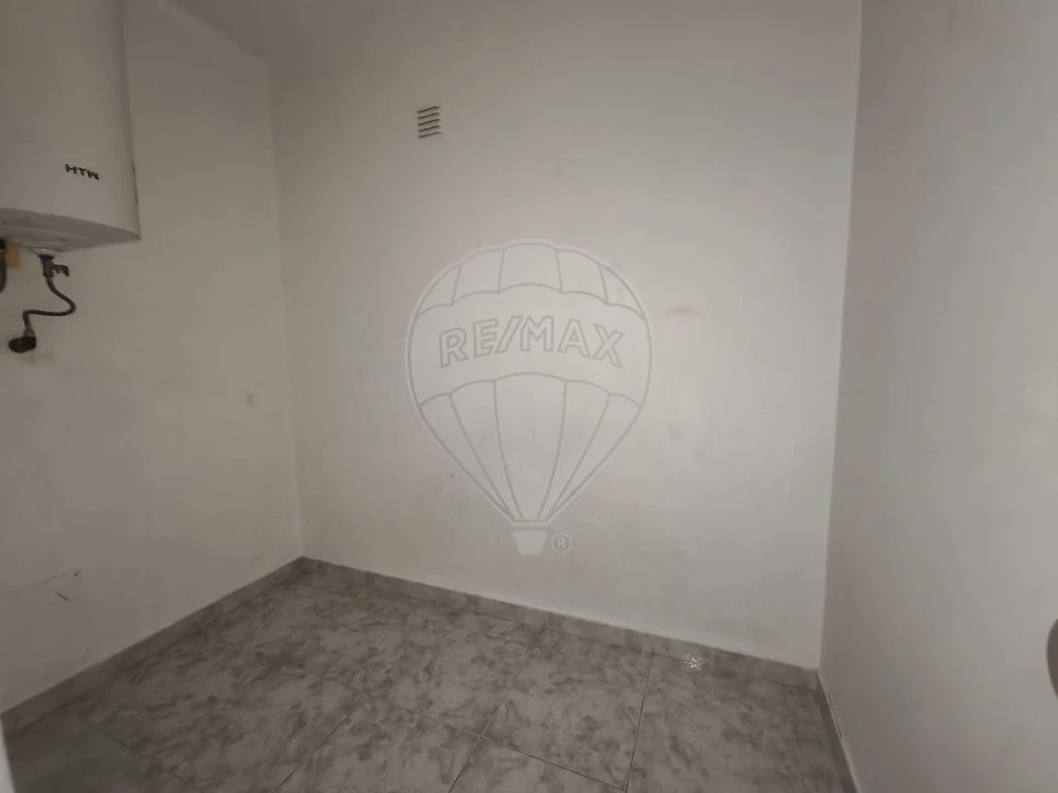 Apartamento T3 para Venda em Canelas Foto 19