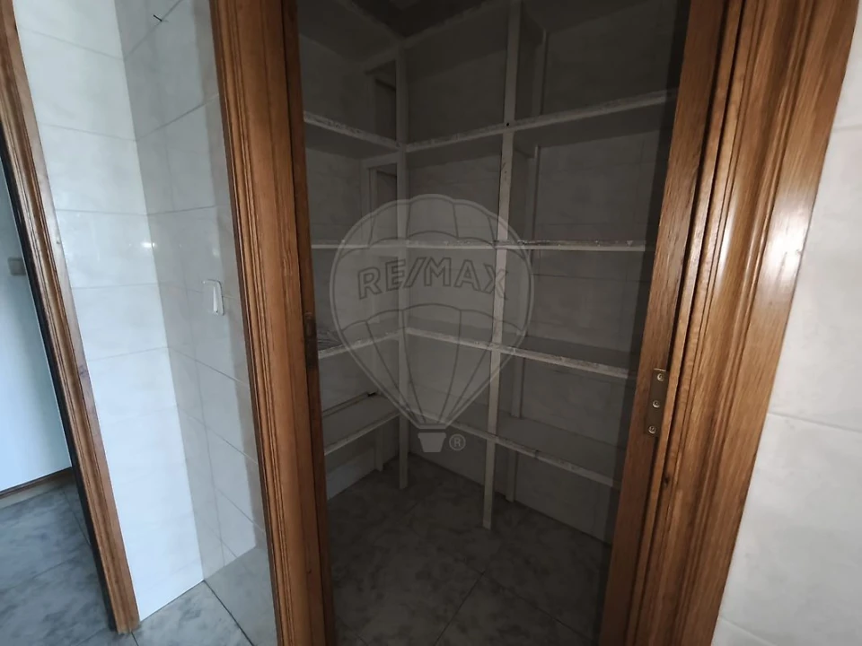Apartamento T3 para Venda em Canelas Foto 14