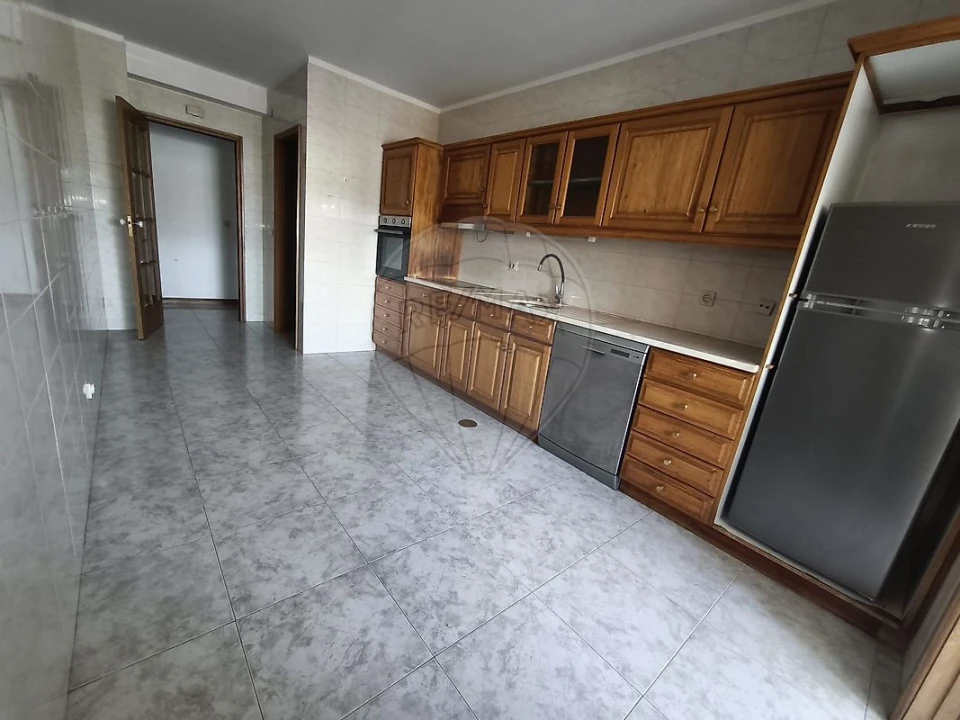 Apartamento T3 para Venda em Canelas Foto 15