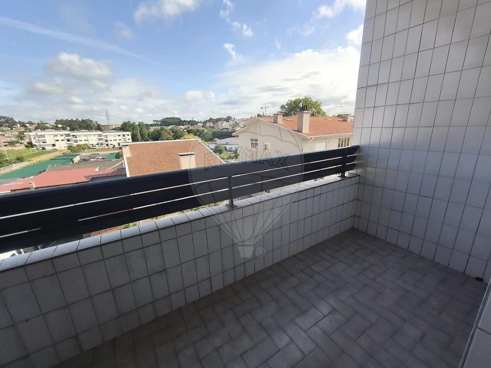 Apartamento T3 para Venda em Canelas Foto 27