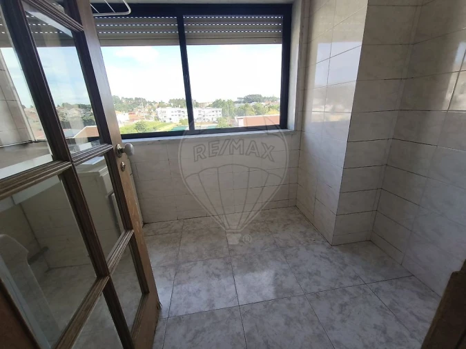 Apartamento T3 para Venda em Canelas Foto 16