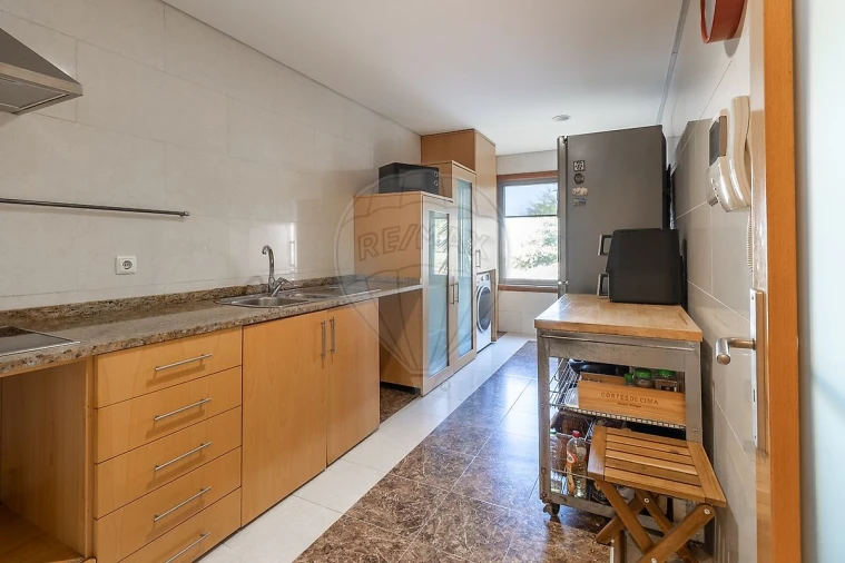 Apartamento T3 para Venda em Canelas Foto 11
