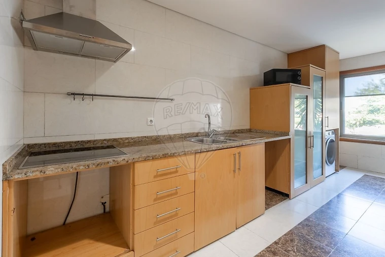 Apartamento T3 para Venda em Canelas Foto 10