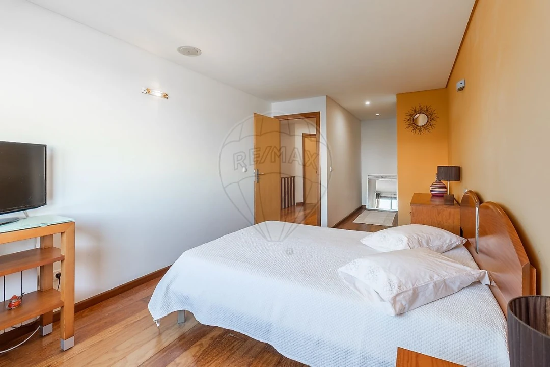 Apartamento T3 para Venda em Canelas Foto 19